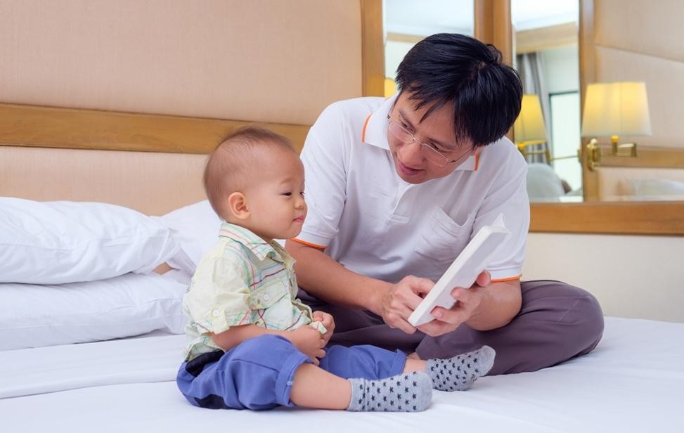 Cách dạy trẻ 1 tuổi bướng bỉnh