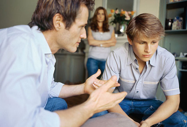 Stress vì bố mẹ