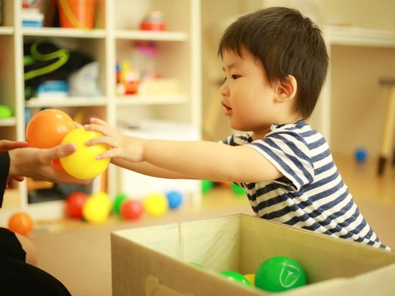 Cách dạy trẻ 2 tuổi bướng bỉnh