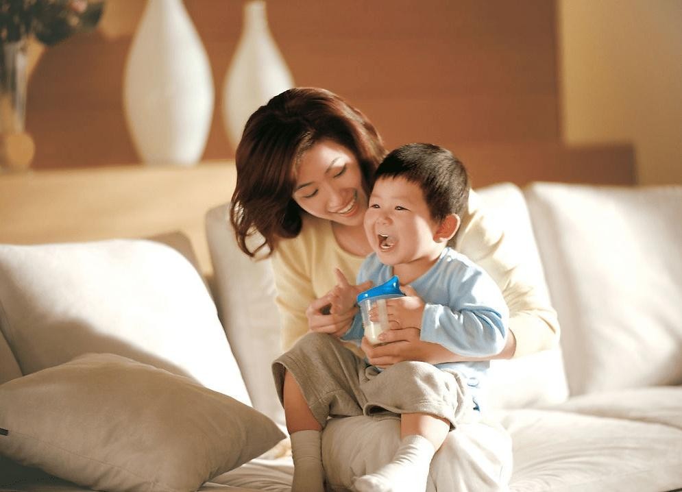 Cách dạy trẻ 4 tuổi bướng bỉnh