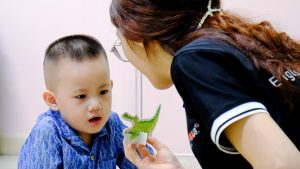 Cách dạy trẻ 4 tuổi bướng bỉnh